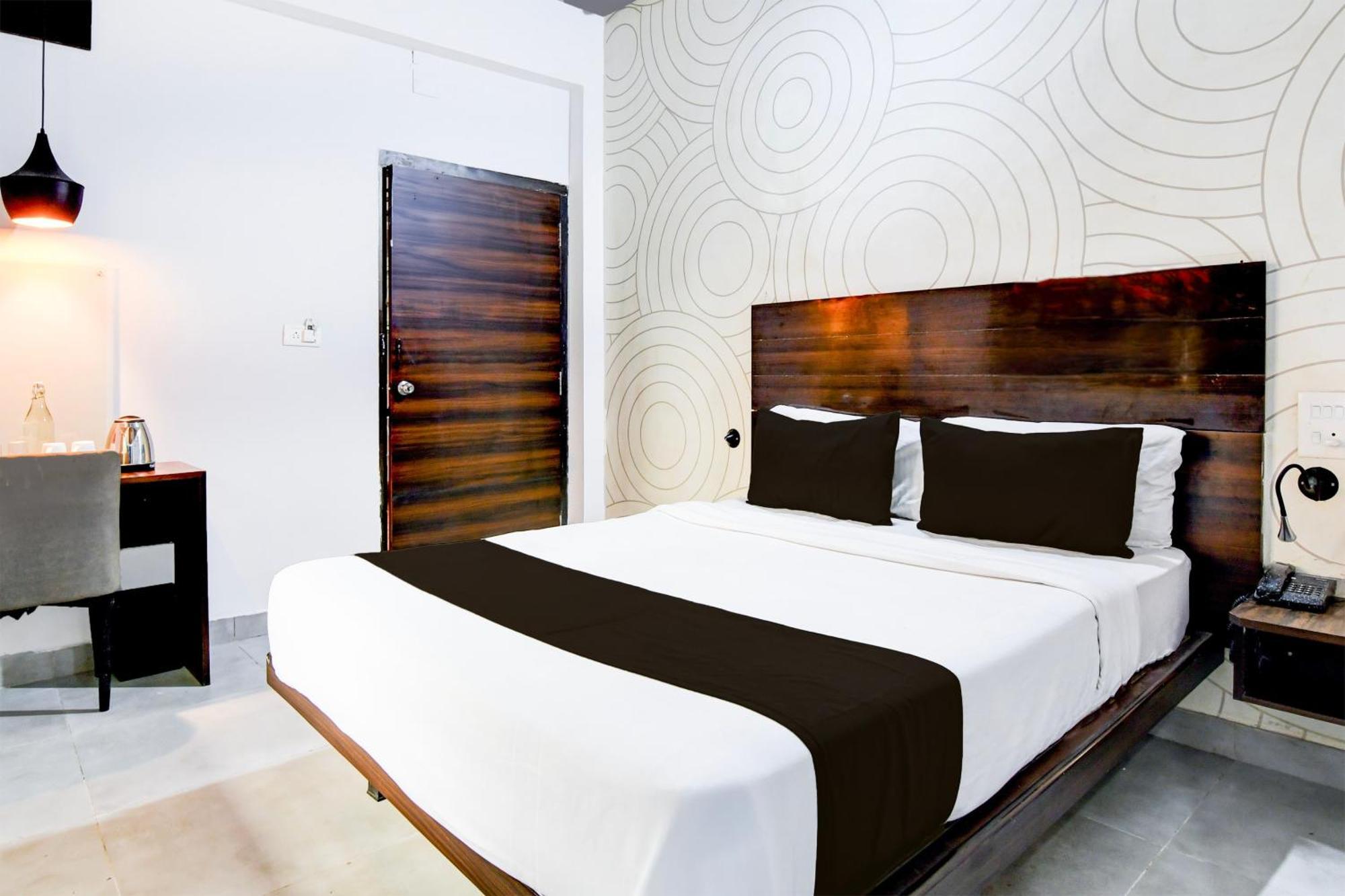 Super Townhouse Chandrasekharpur Bhubaneswar Esterno foto