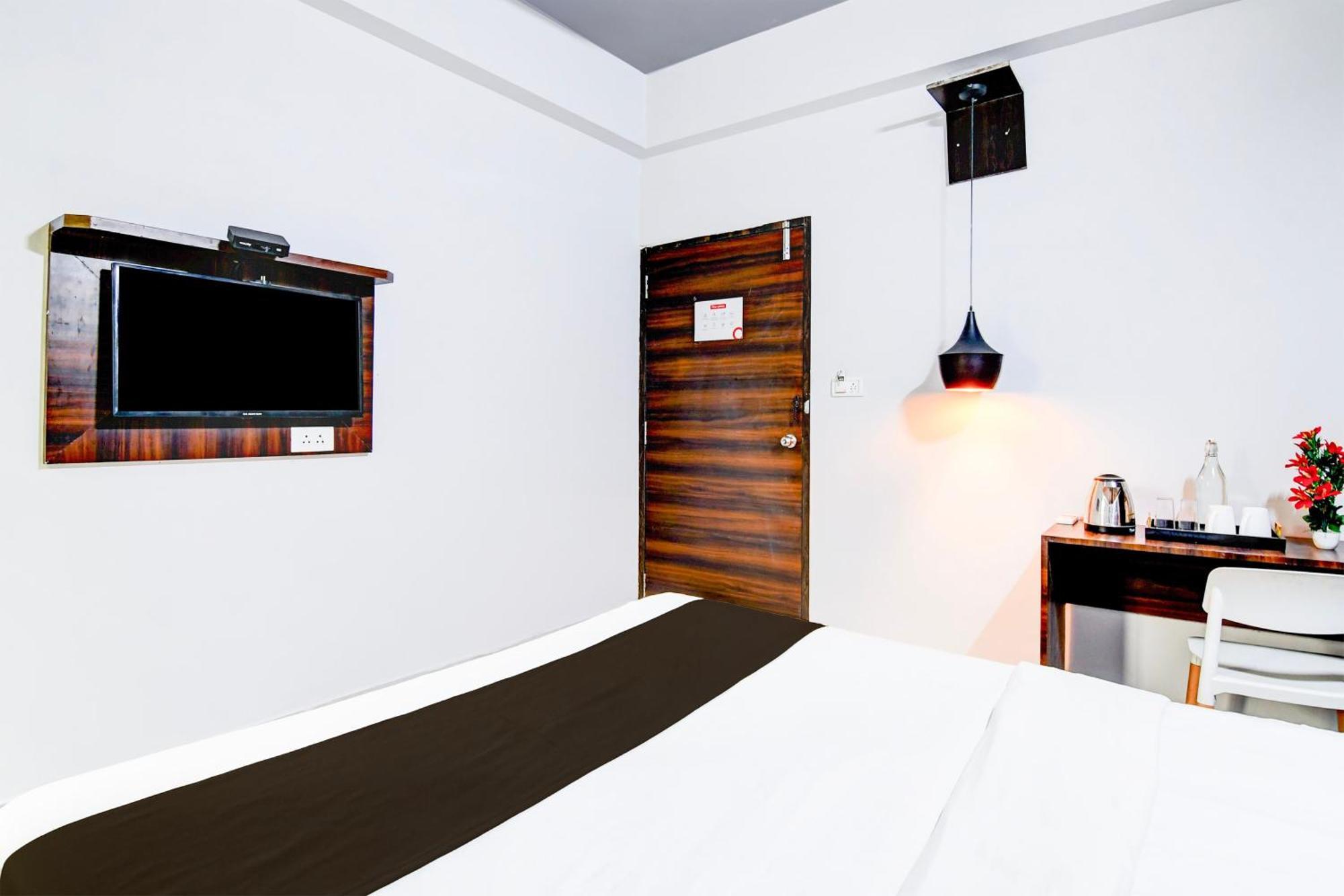 Super Townhouse Chandrasekharpur Bhubaneswar Esterno foto