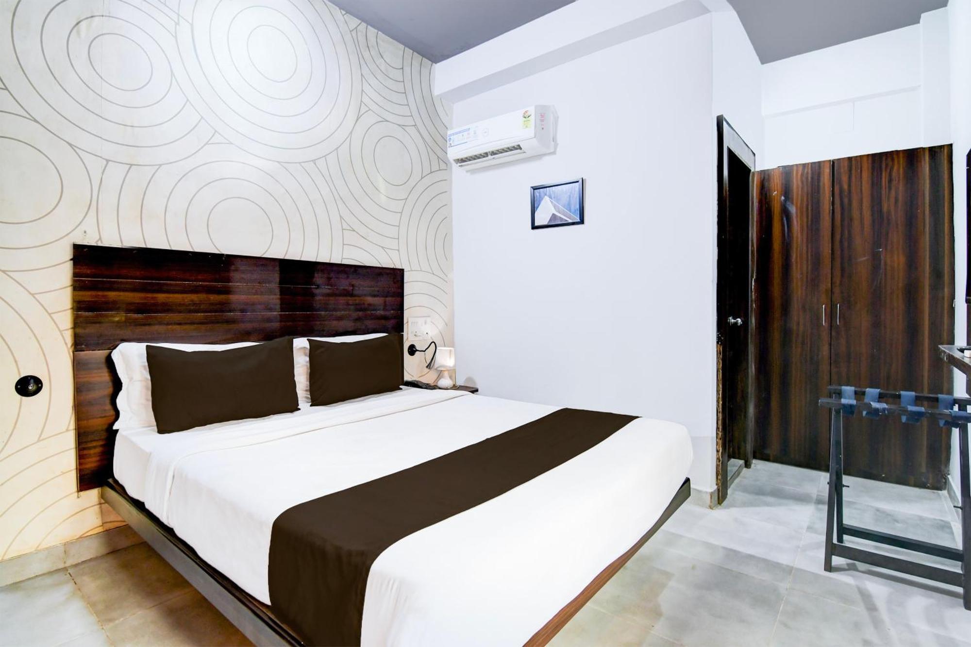Super Townhouse Chandrasekharpur Bhubaneswar Esterno foto