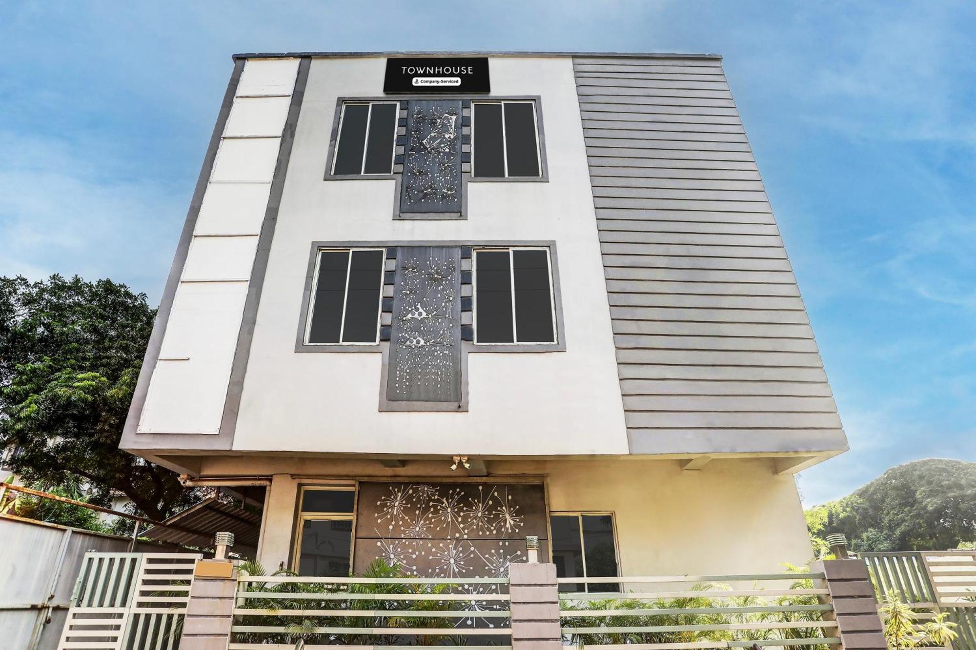 Super Townhouse Chandrasekharpur Bhubaneswar Esterno foto